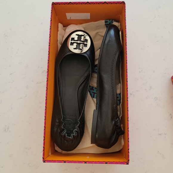 Tory Burch Reva Flats - Picture 12 of 12